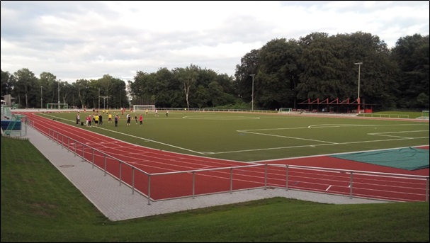 Blick auf die Südtribüne
